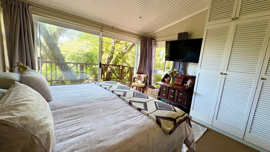 To Let 4 Bedroom Property for Rent in Bonza Bay Eastern Cape